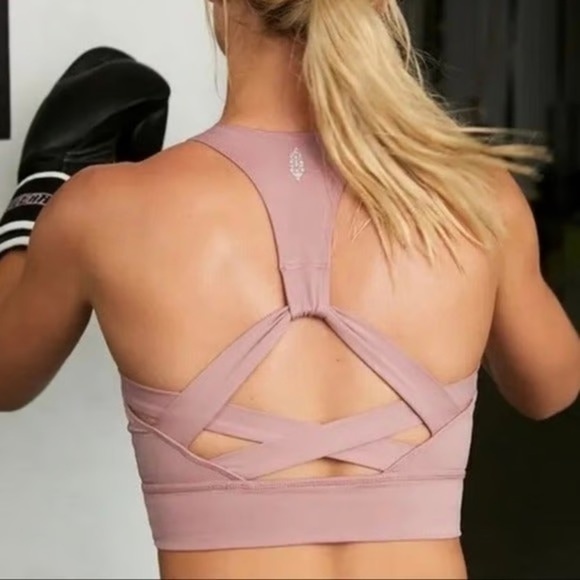 Free People movement synergy crop. - Picture 5 of 5